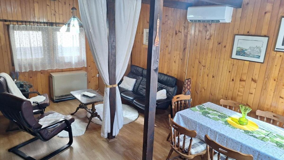 Willa Wooden House Ada Belgrad Zewnętrze zdjęcie